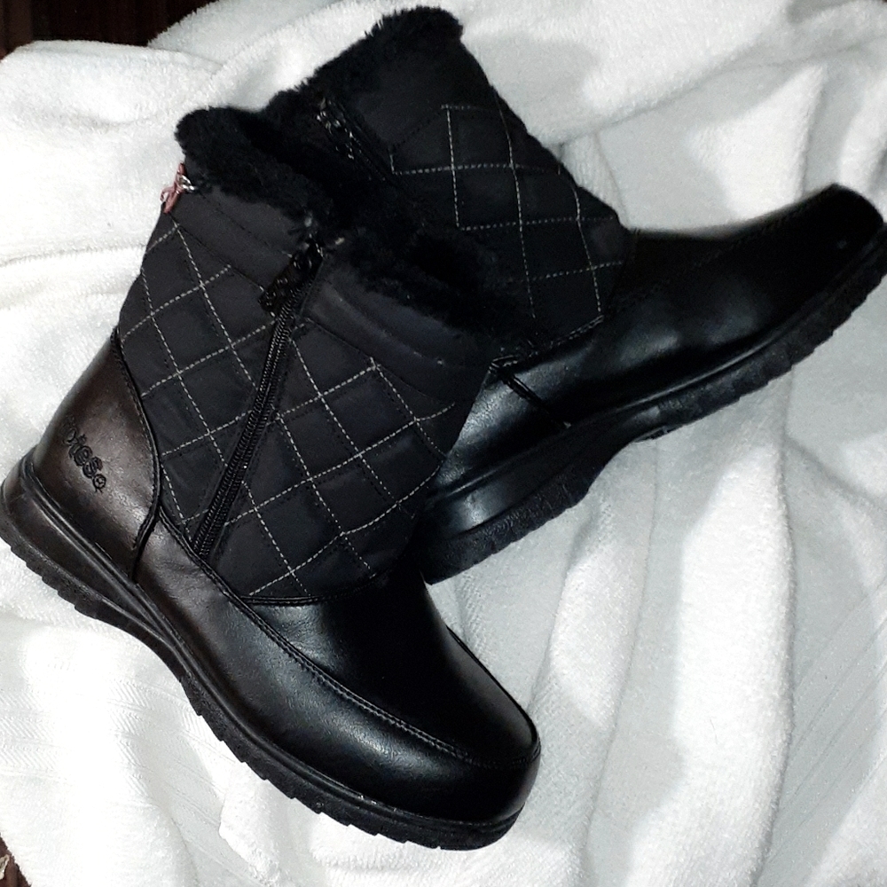 Totes Black Rainy Day Boots